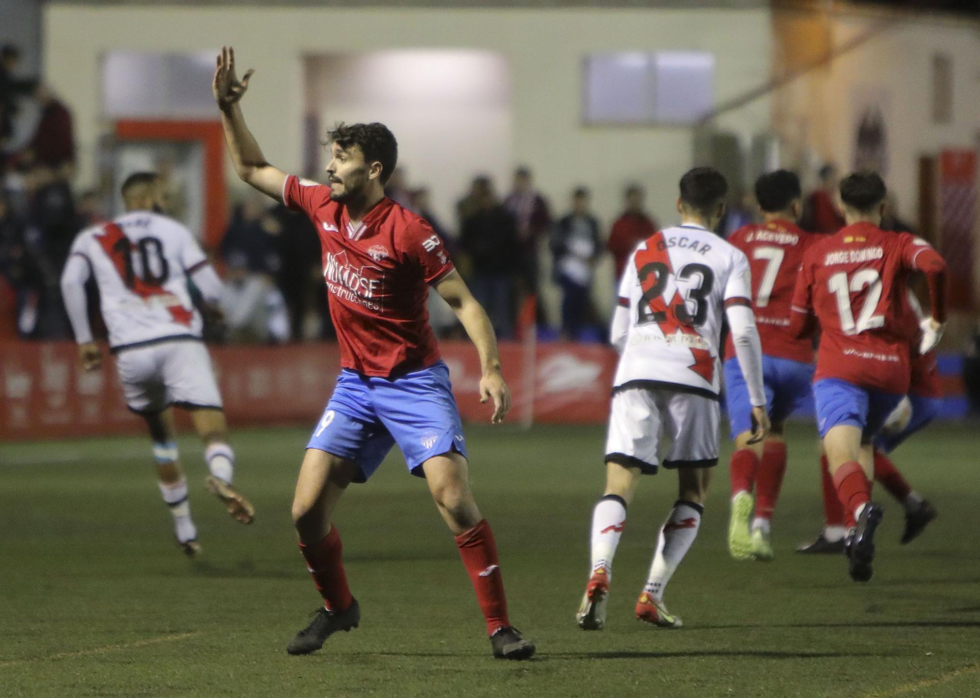 Las mejores fotos del Atlético Saguntino - Rayo Vallecano de Copa del Rey