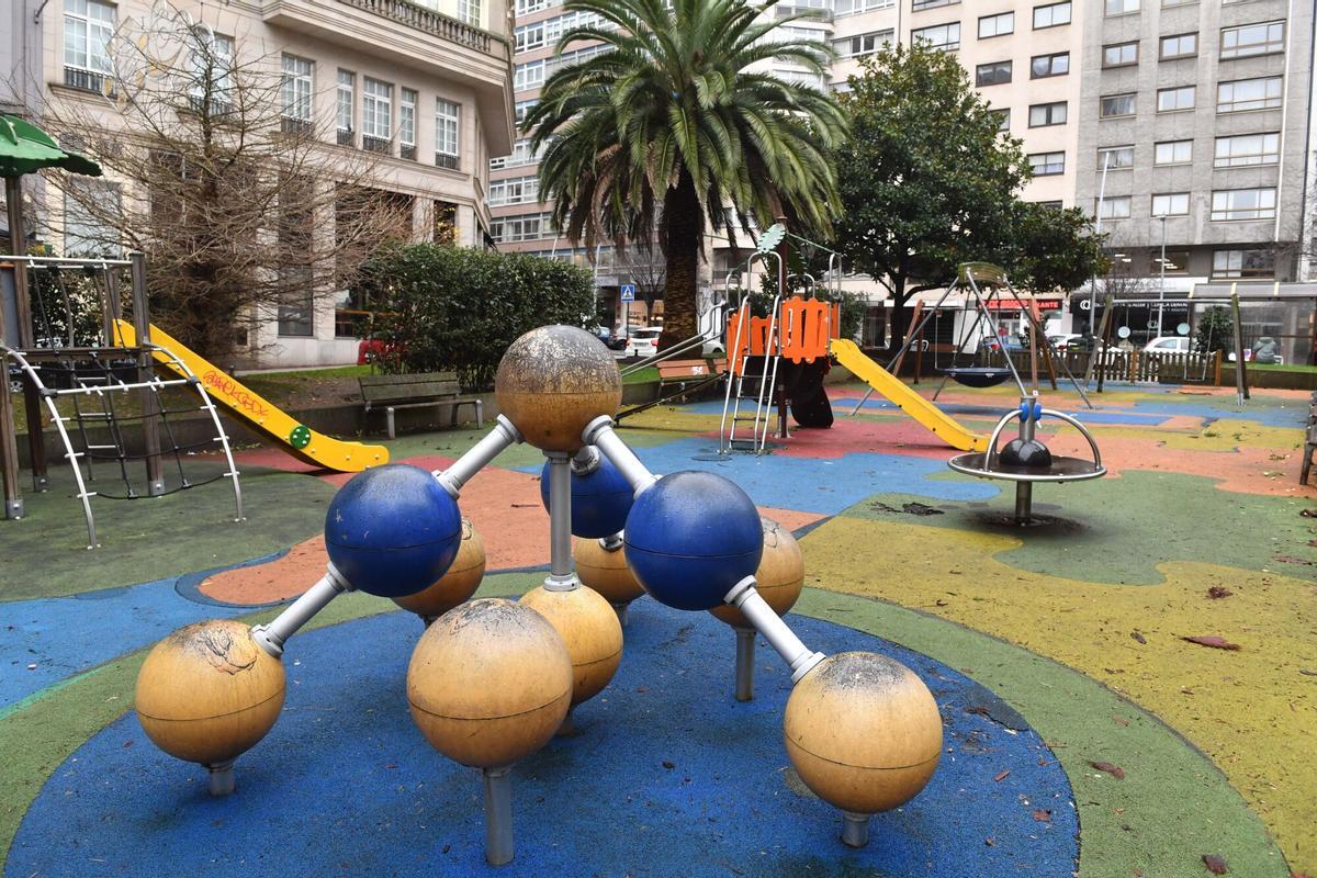 PARQUE INFANTIL DE LA PLAZA DEL MAESTRO MATE=.