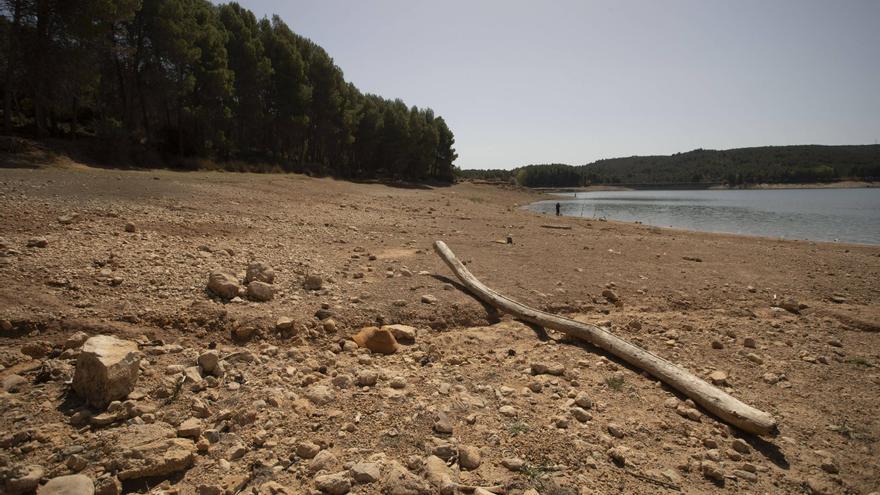 La sequía provoca las primeras restricciones al riego agrícola en la Comunitat Valenciana