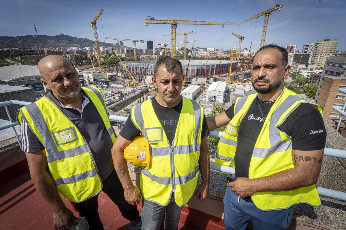 Las obras del Camp Nou desde dentro: tres meses siguiendo a los trabajadores rumanos del Camp Nou