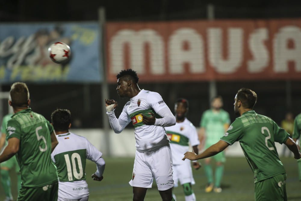 El Elche vence por la mínima en casa del Cornellà