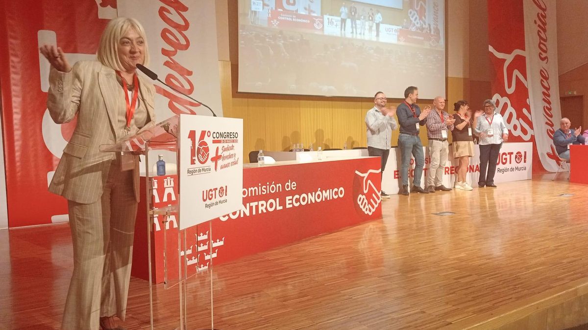 Francisca Sánchez interviene en el congreso de UGT.