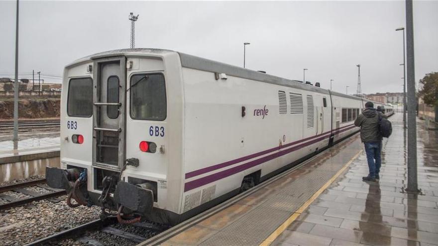 El tren Talgo Madrid-Badajoz registra su tercera demora en tres días
