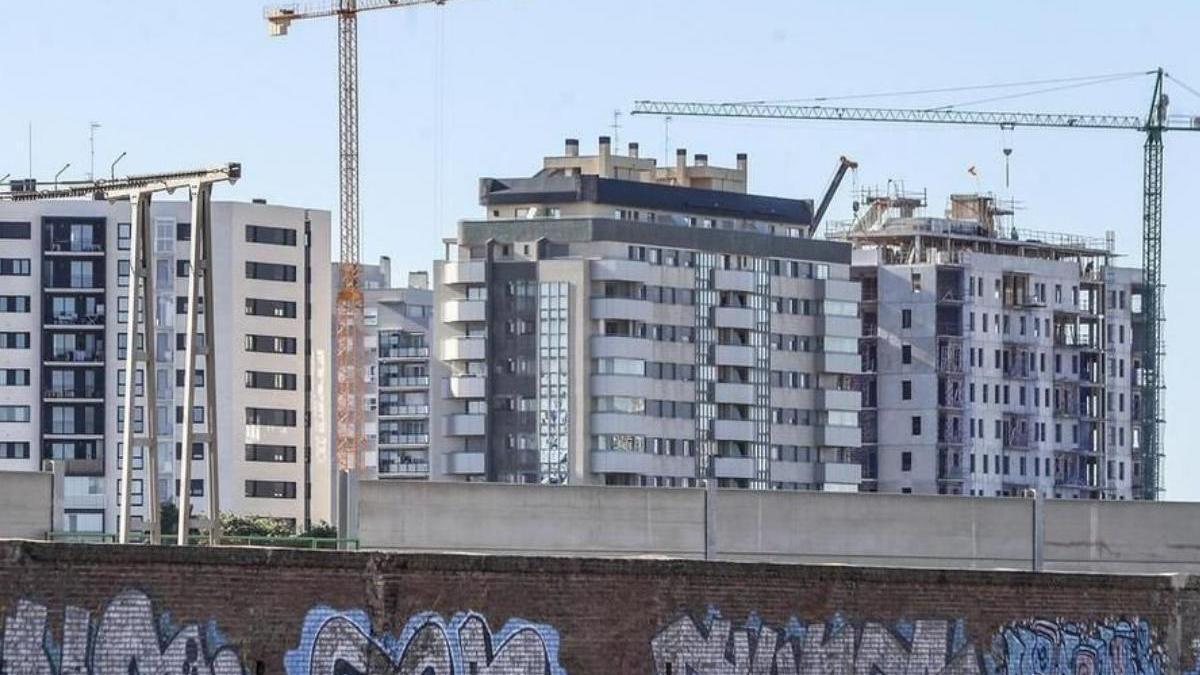 ¿Cuándo bajará el precio de la vivienda en España?