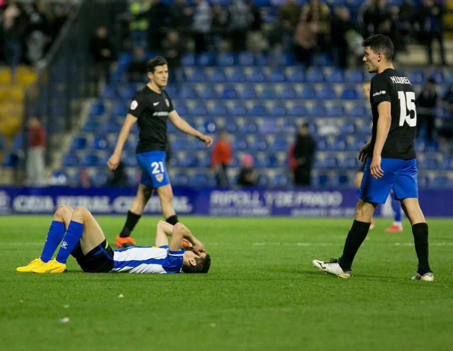 Los blanquiazules desperdician la oportunidad de huir del descenso y no pasan del empate ante un Andorra con uno menos desde el 52'