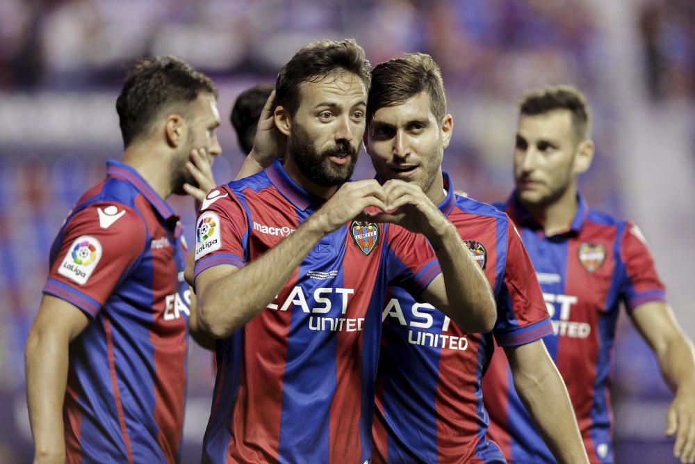 Levante - Huesca, en imágenes