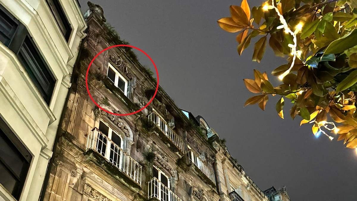 El tercer piso del edificio, ya sin el balcón que se desprendió este viernes.