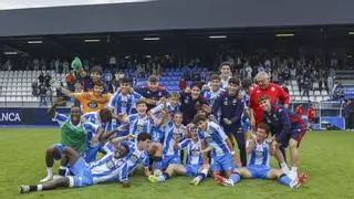 3-0 | El Fabril golpea, guarda y golpea para soñar con el ascenso a Primera RFEF
