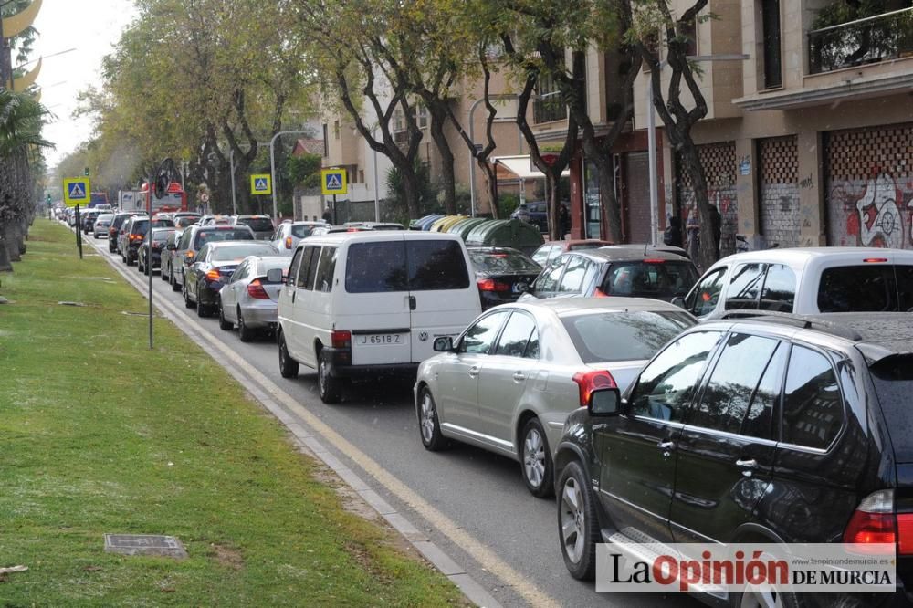 Atascos en Murcia por la protesta de los agricultores en sus tractores