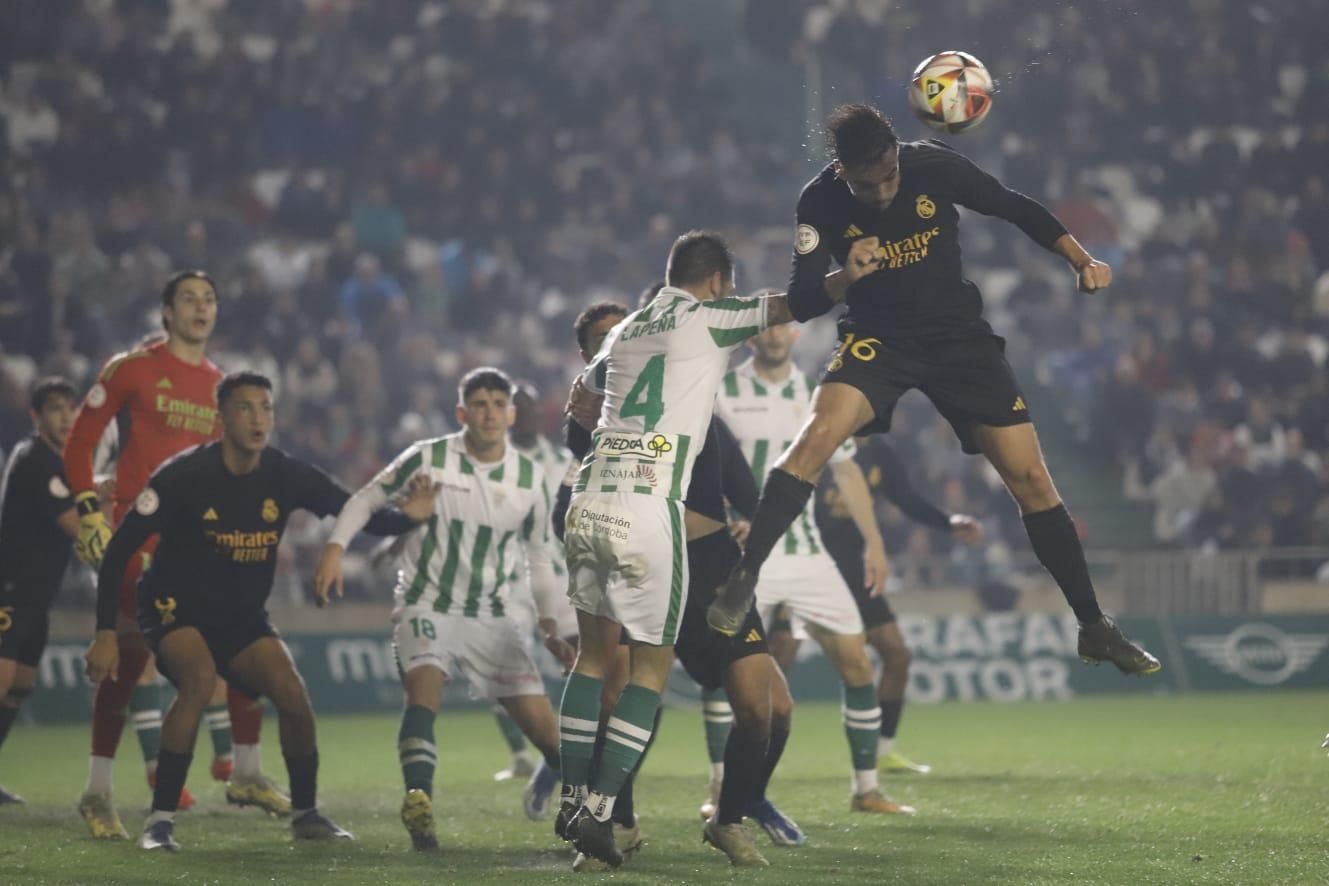 Córdoba CF-Real Madrid Castilla: las imágenes del partido en El Arcángel