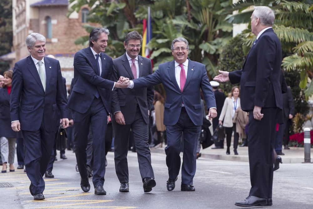 RAJOY RECIBE A HOLLANDE EN MÁLAGA PARA ...