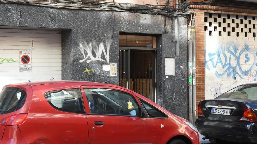 El acusado de matar a su casera de 50 puñaladas en León se enfrenta a 25 años de cárcel