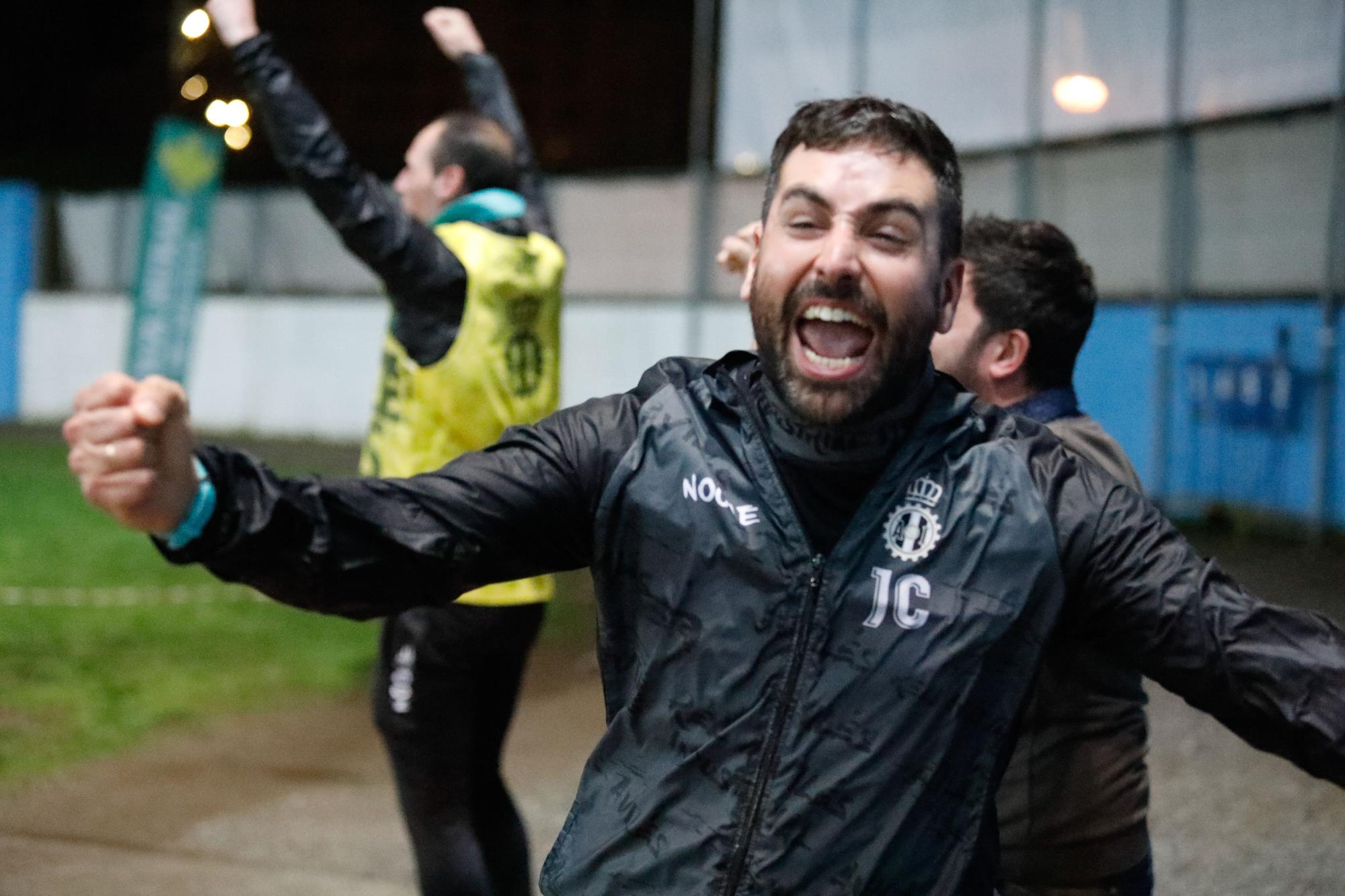 Las imágenes de la victoria (2-0) del Real Avilés antes más de 3.000 espectadores en el Suárez Puerta