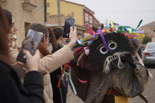 GALERÍA | El Zangarrón de Montamarta marca el inicio de año