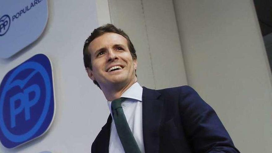 Pablo Casado, ayer, en Génova. // Efe