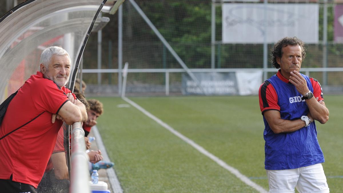 Luisito durante el partido en A Estrada.