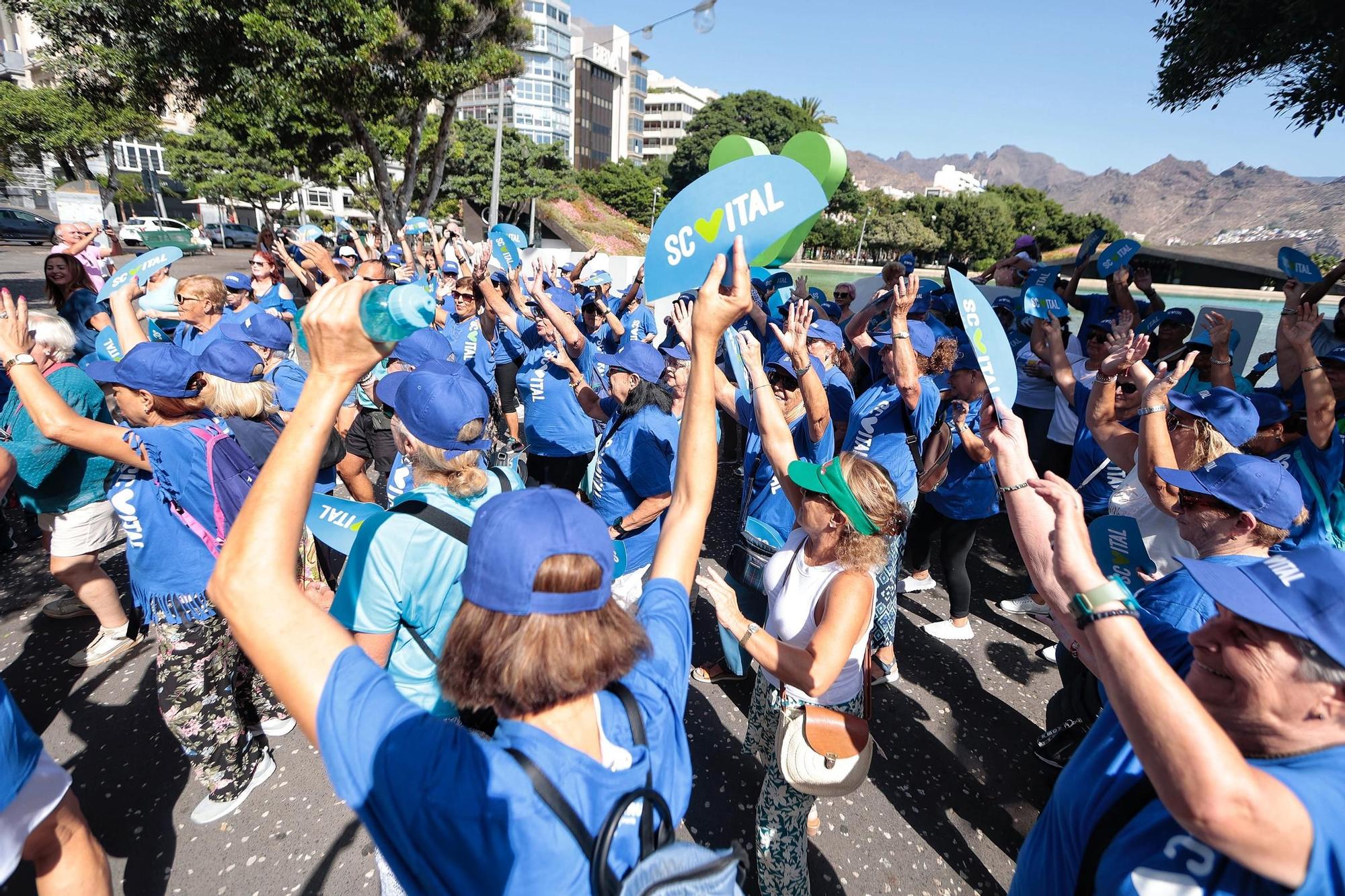 Flashmob de mayores en Santa Cruz de Tenerife