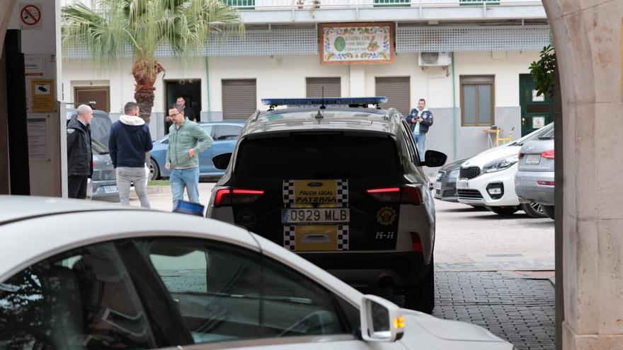 El detenido por amenazar con asesinatos masivos en colegios de Valencia llega a la comandancia de la Guardia Civil