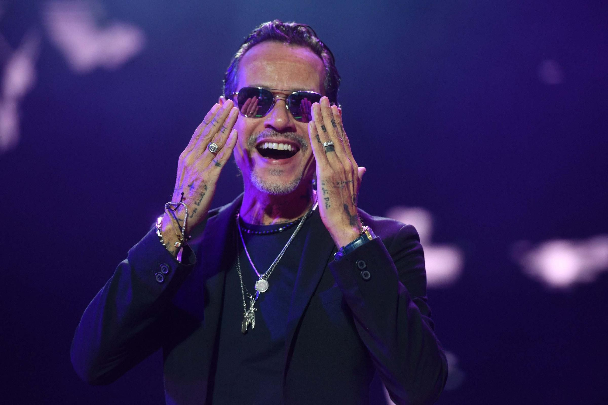 Marc Anthony pone a bailar a más de 12.000 personas en A Coruña