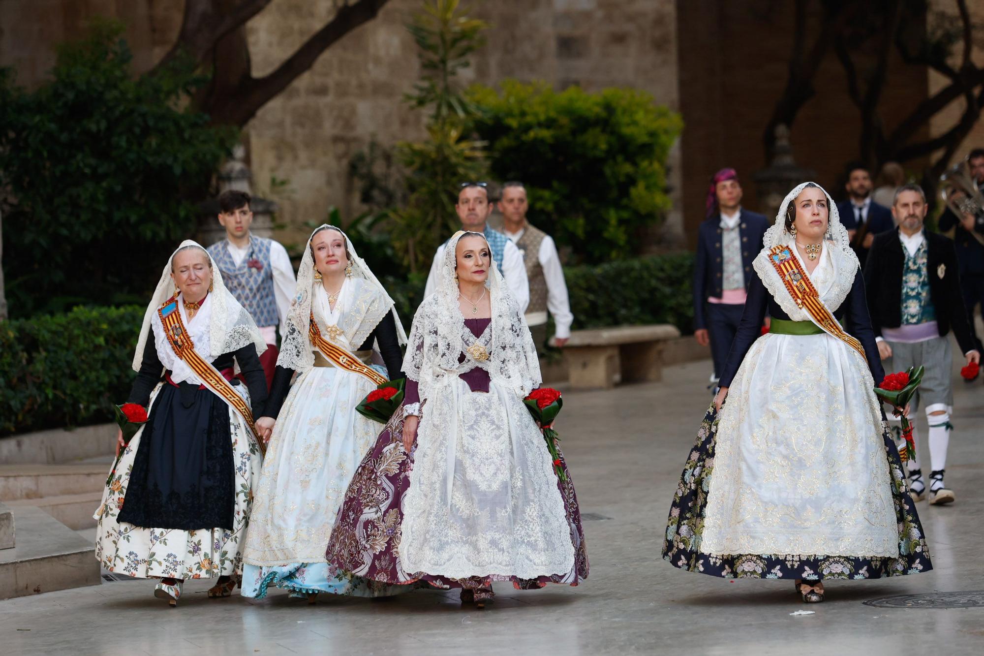 Búscate en el primer día de la Ofrenda en la calle San Vicente entre las 17:00 y las 18:00