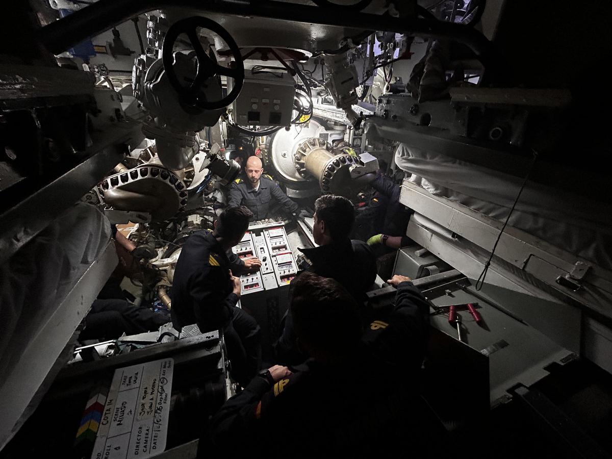 Imágenes del interior del submarino S-70 Galerna.