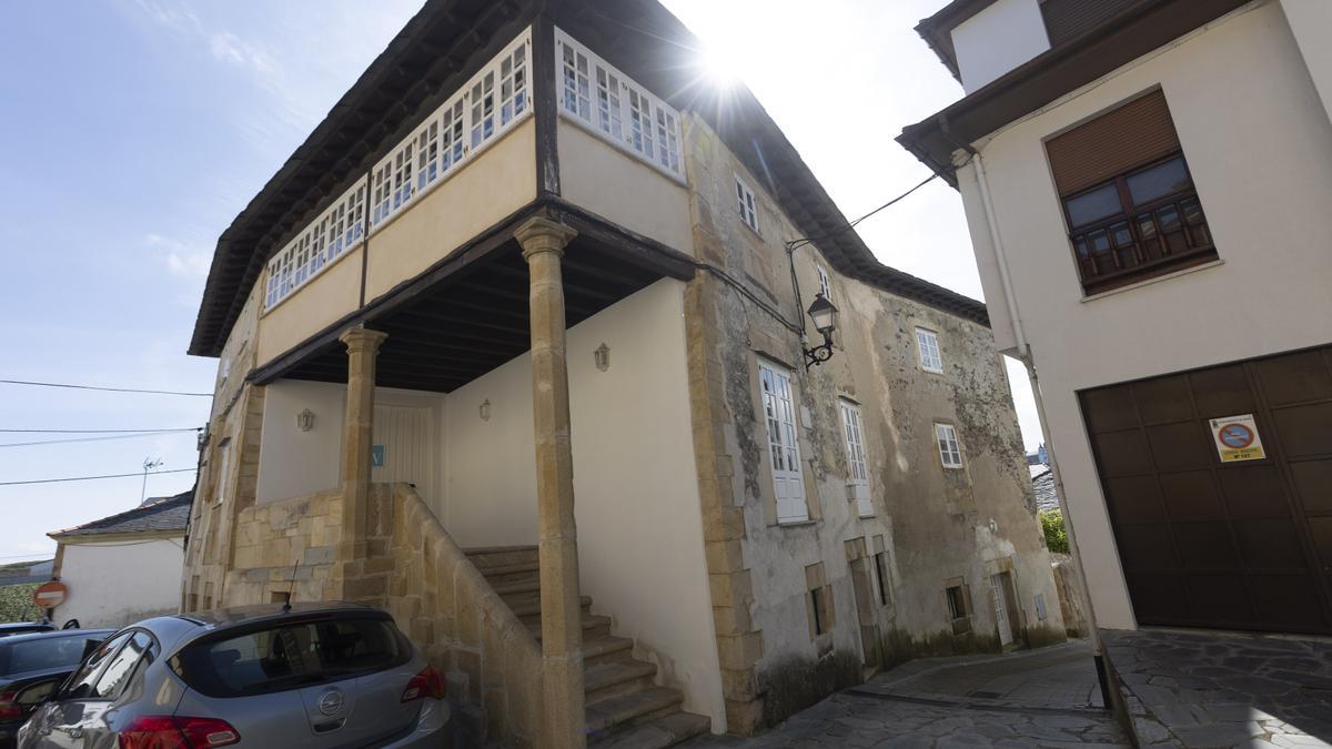 Una de las bonitas casas de Puerto de Vega.