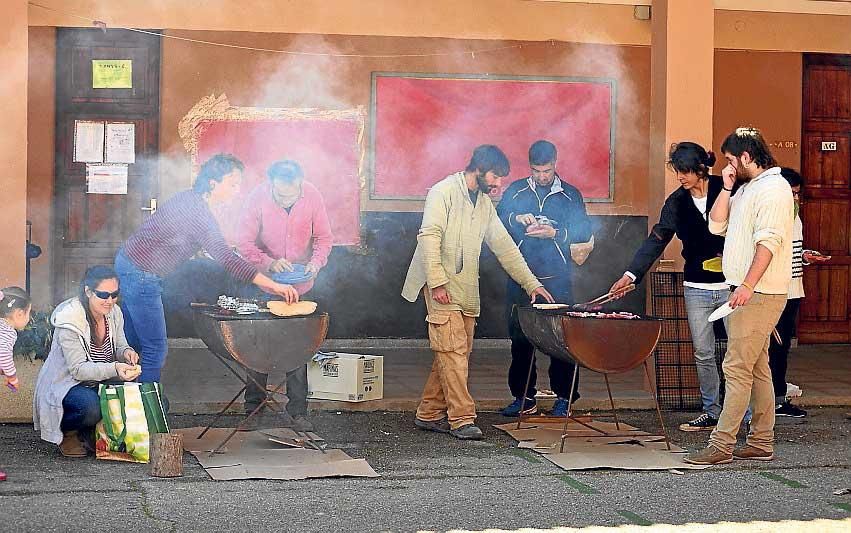 Sardinada de denuncia en Campos