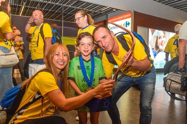 Llegada del Rocasa al Aeropuerto de Gran Canaria