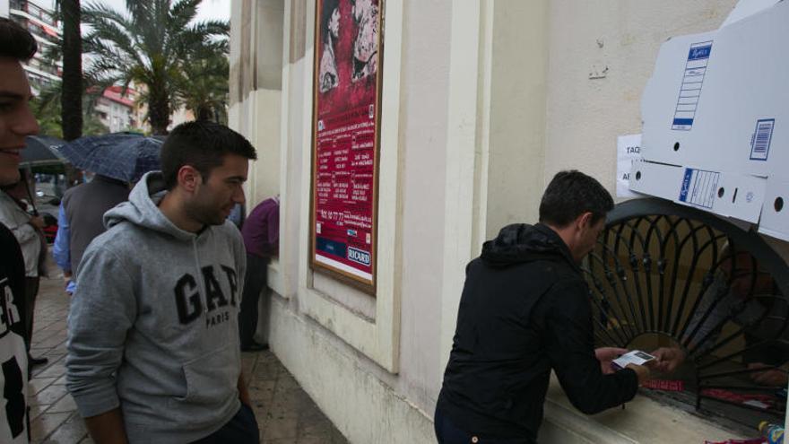 La Feria de Hogueras agota las localidades con la venta de abonos