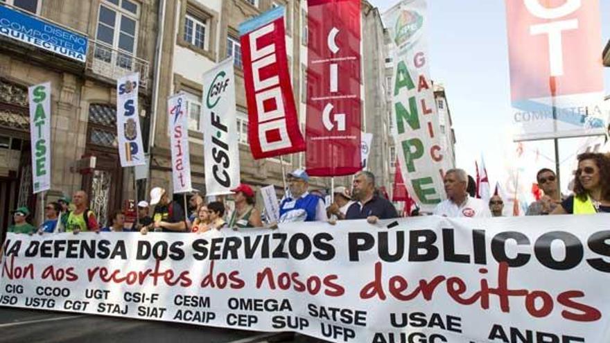 MANIFESTACION EN DEFENSA DE LOS SERVICIOS PUBLICOS CONVOCADA POR CIG CCOO CSIF Y UGT