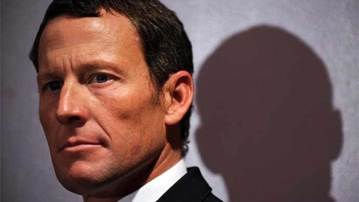 Lance Armstrong, apartado del ciclismo profesional desde el 2012