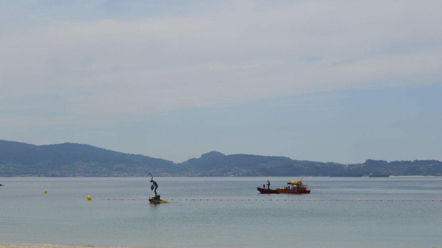 El Concello completa el balizamiento de Silgar y más playas | FDV