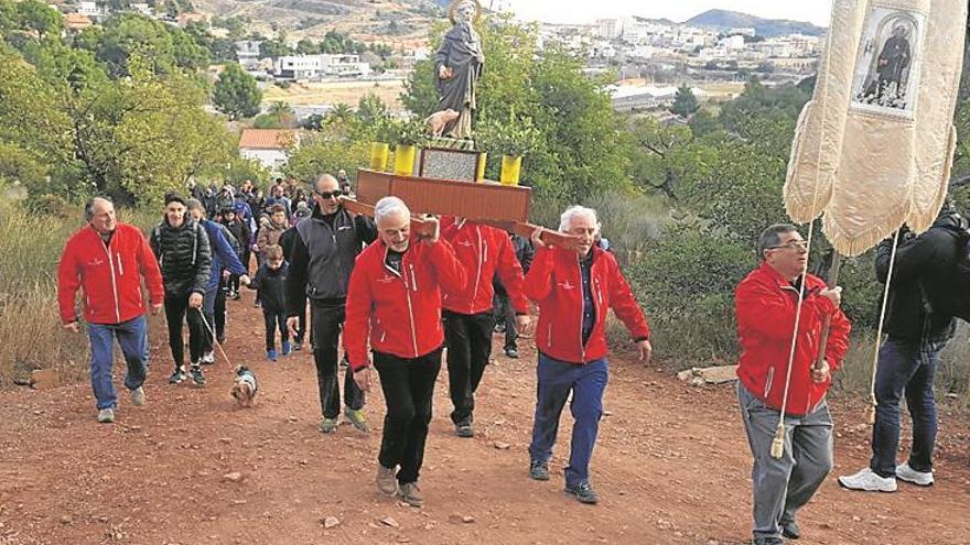 La romería reivindica en la Vall d’Uixó las tradiciones