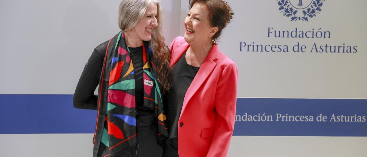 Carmen Linares y María Pagés.