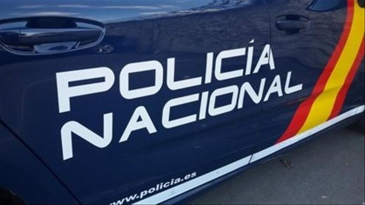 Un vehículo de la Policía Nacional