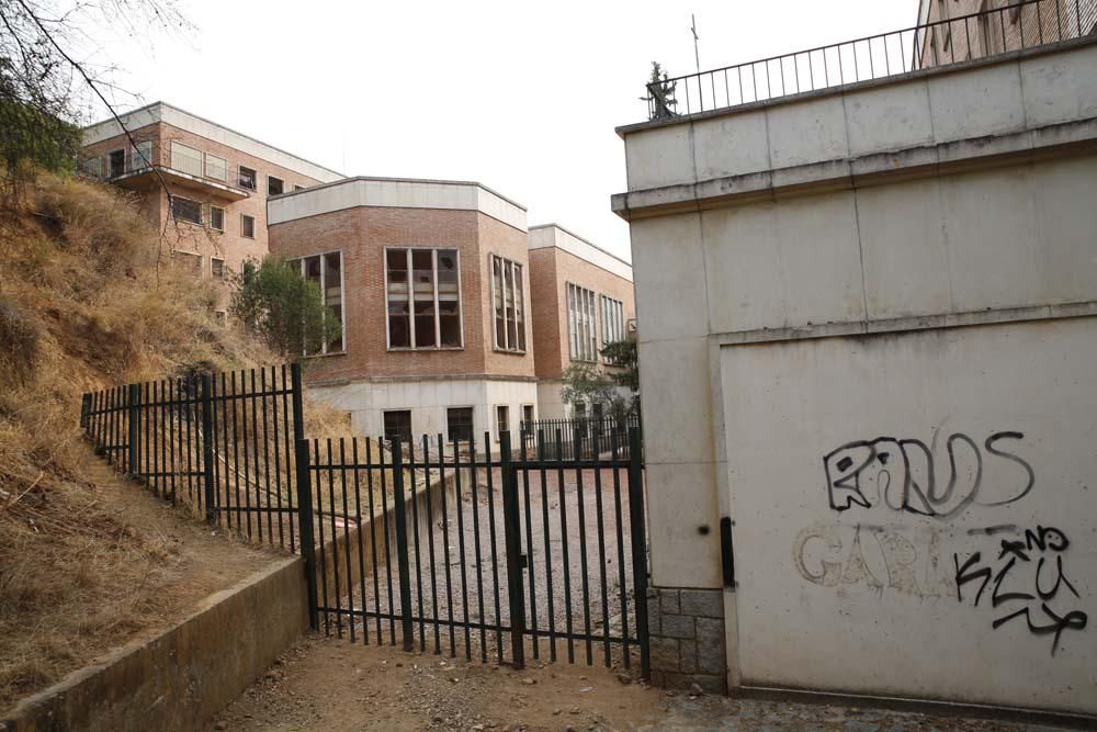 Fotogalería /Estado del colegio de la Aduana.