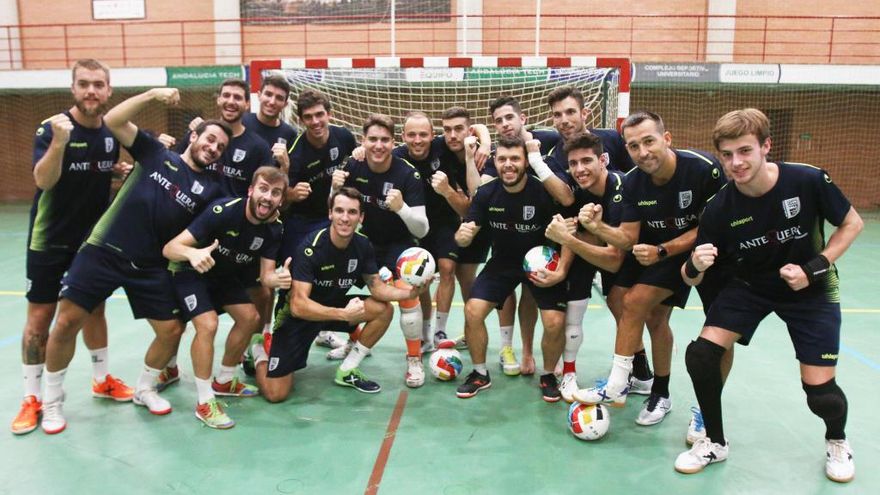 El BeSoccer CD UMA Antequera perfila los últimos detalles antes del debut liguero. | Gregorio torres