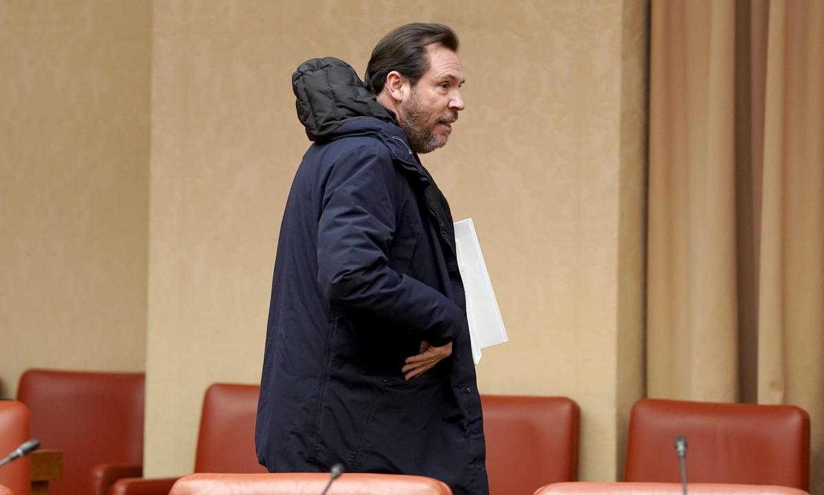 Óscar Puente, ministro de Transportes, durante su comparecencia en el Congreso de los Diputados, para informar sobre el accidente ferroviario de Adamuz.