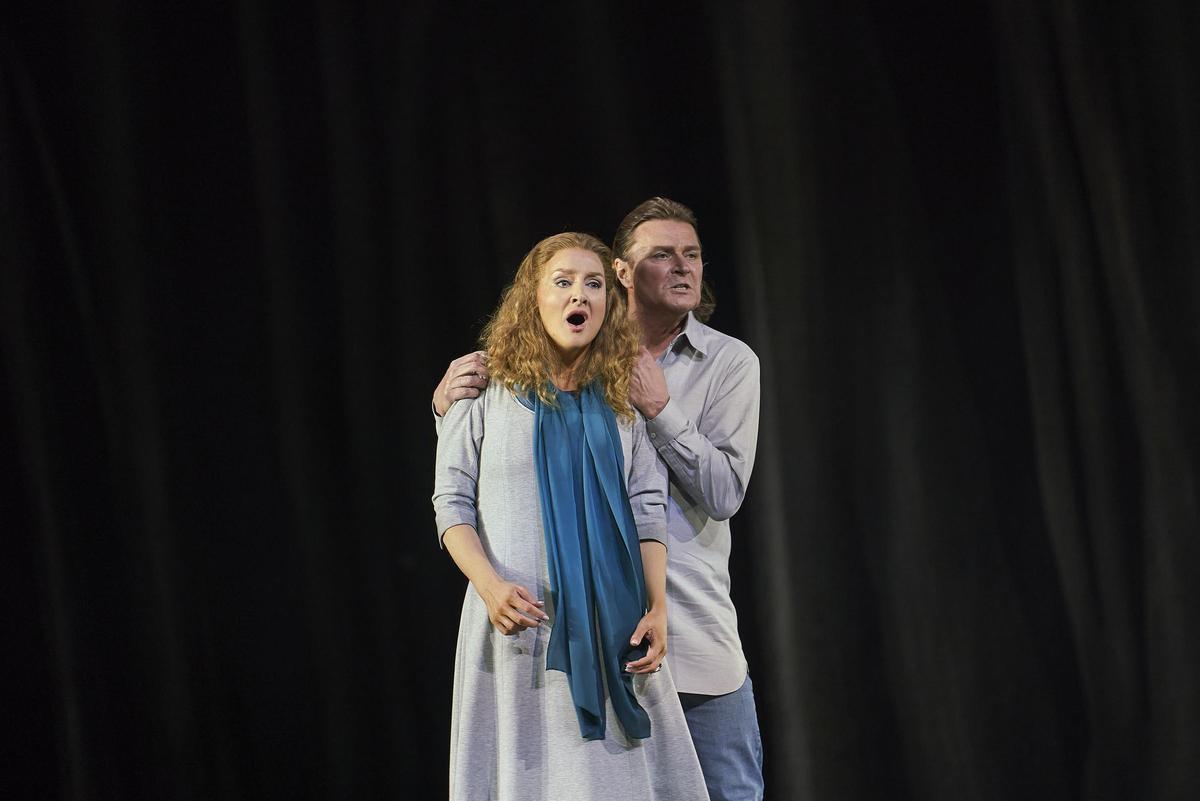 Así es ‘Lohengrin’ de Katharina Wagner estrenado en el Liceu