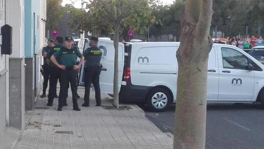 La Guardia Civil espera por los exámenes forenses y otras periciales