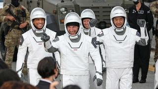 La NASA y SpaceX envían a cuatro astronautas a la Estación Espacial Internacional