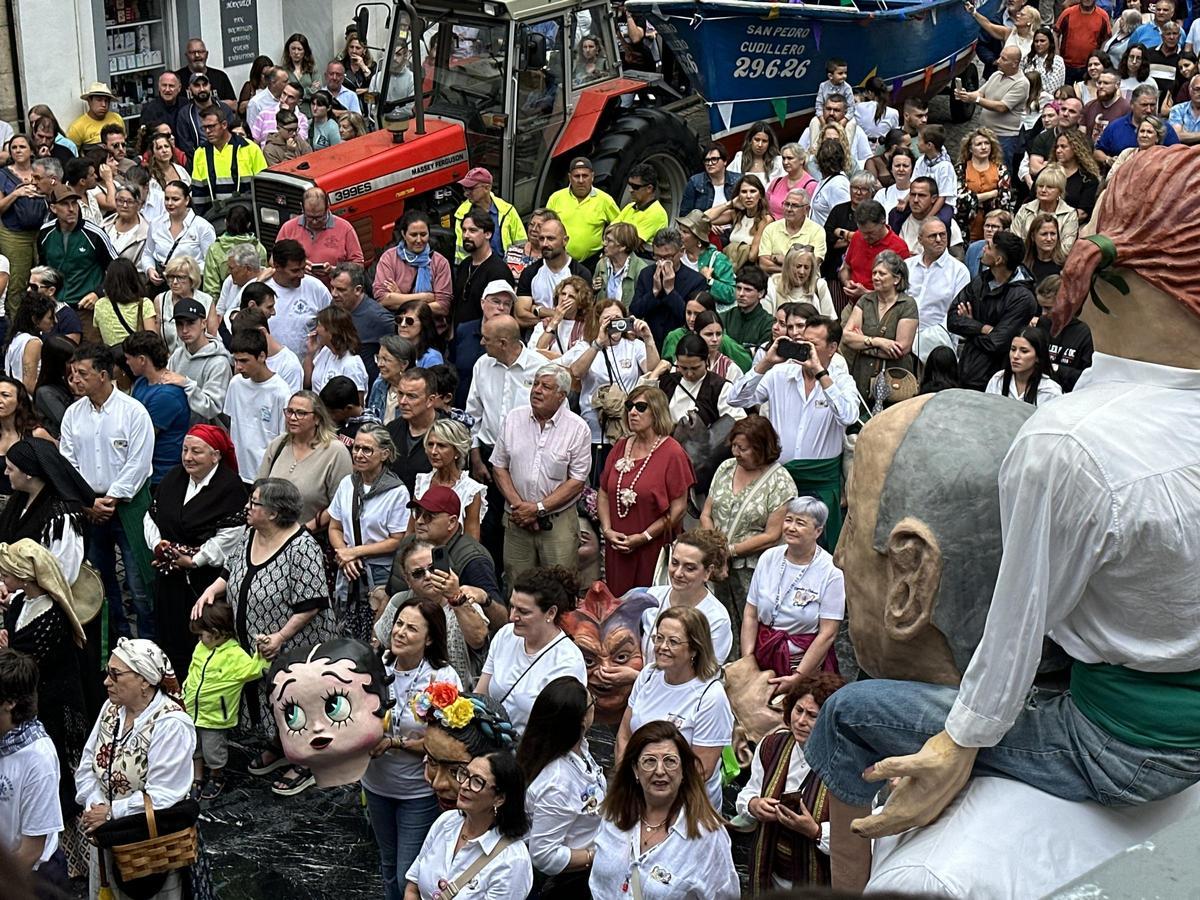 En imágenes: Cudillero da la bienvenida a las fiestas de San Pedro y San Pablo