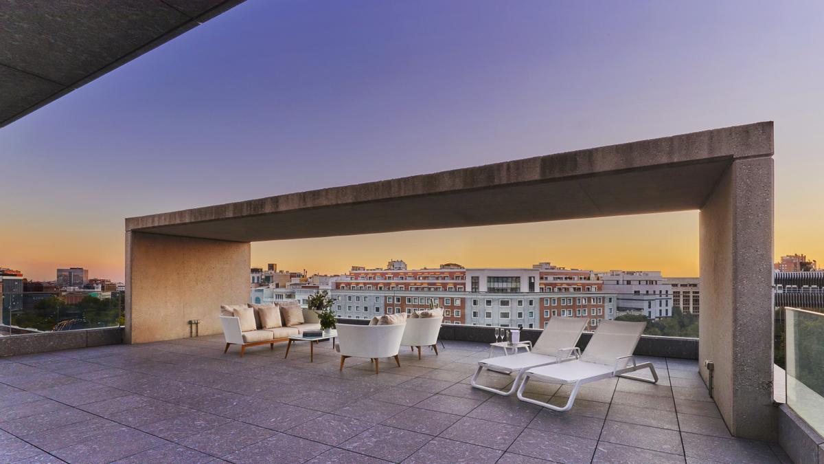 Terraza del Hyatt Regency Madrid Residences.