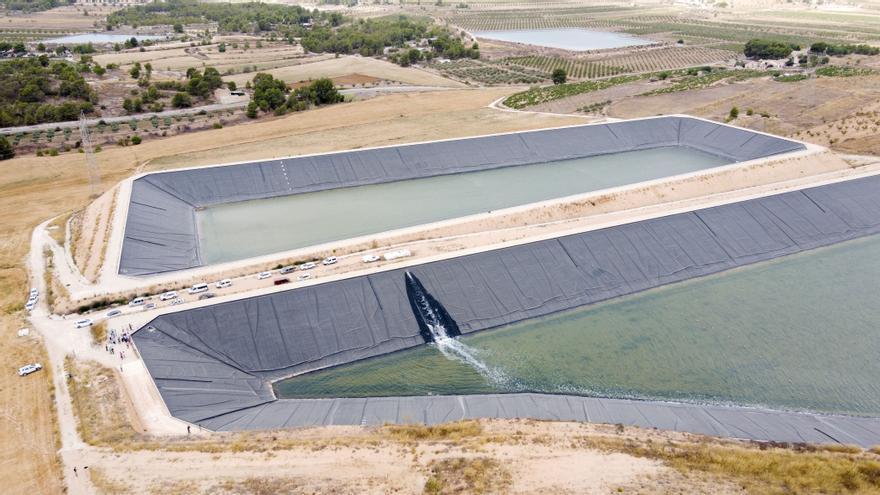 Los usuarios del Júcar-Vinalopó piden una tarifa &quot;asequible&quot; para consumo humano