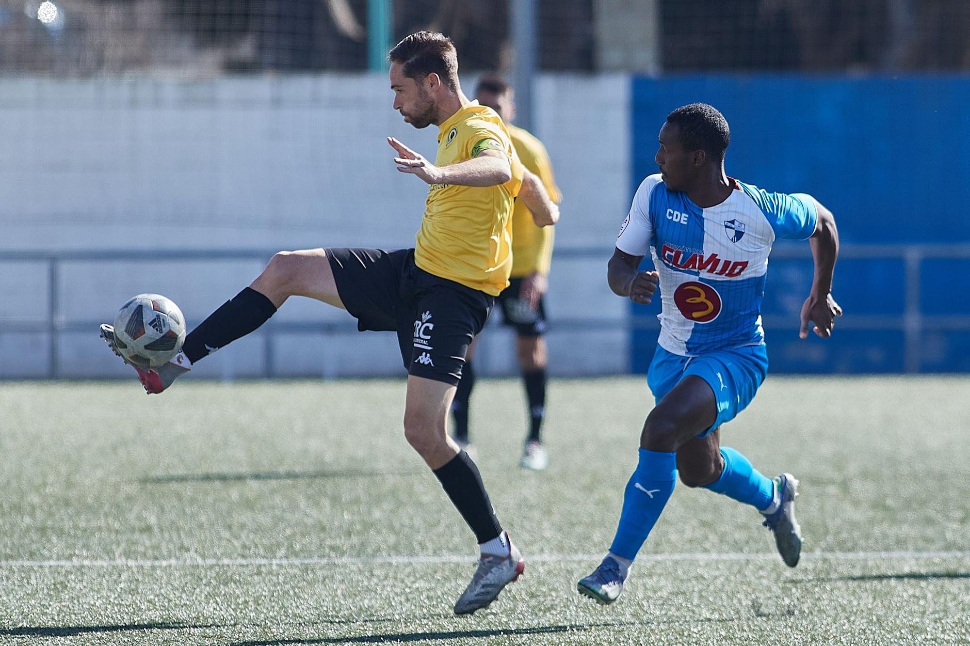 Victoria del Hércules en Zaragoza ante el Ebro