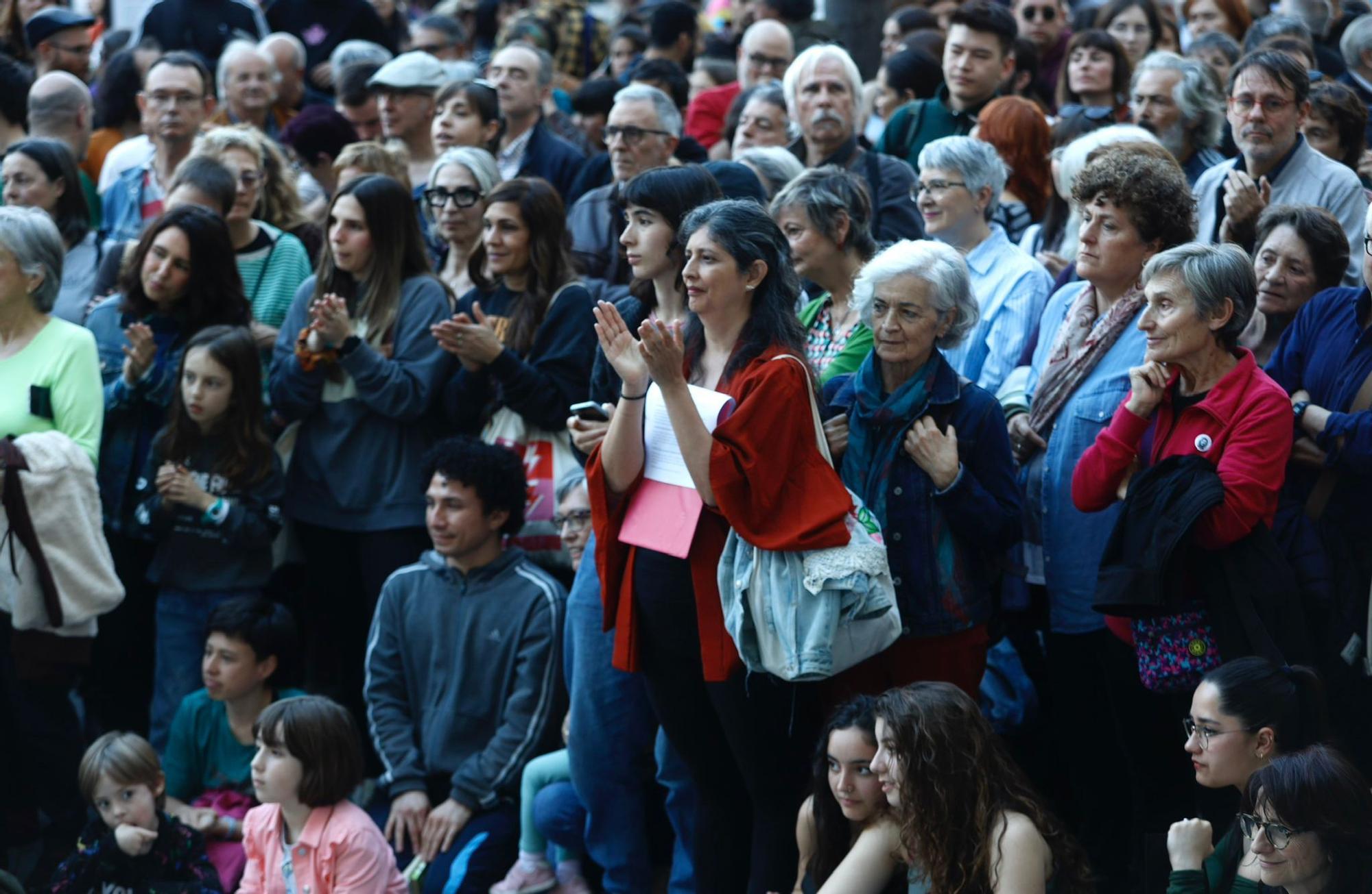 En imágenes | Nueva protesta de Bloque Cultural en la plaza España de Zaragoza
