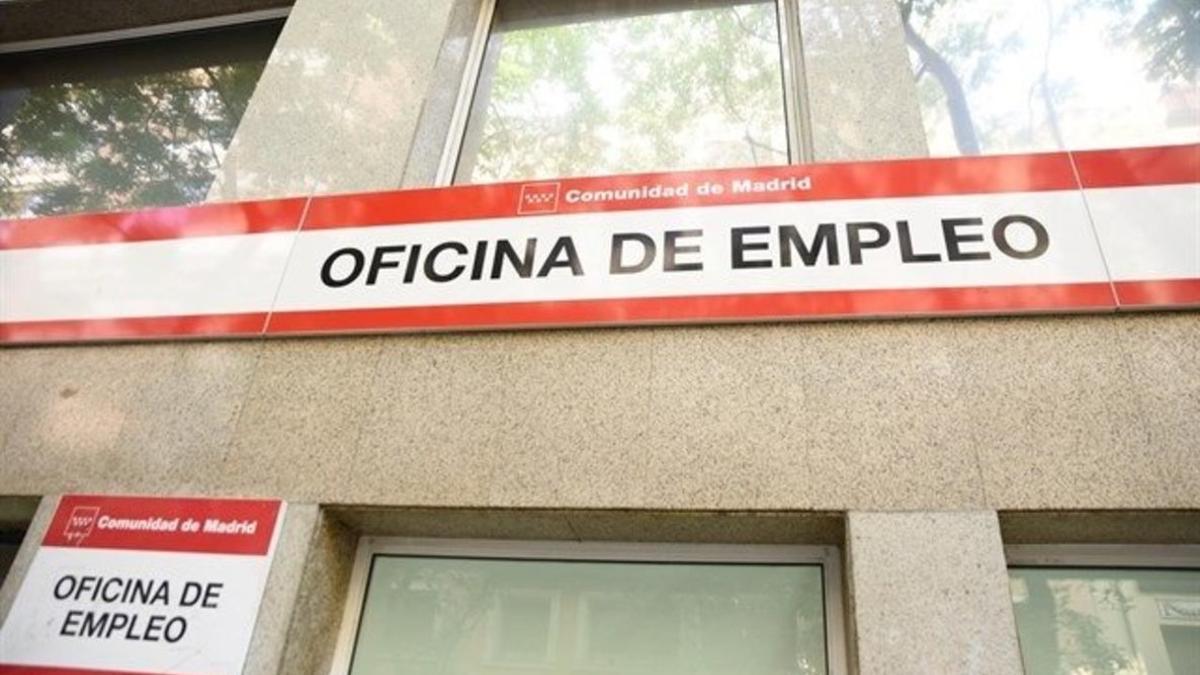 Fachada de una de las oficinas de Madrid