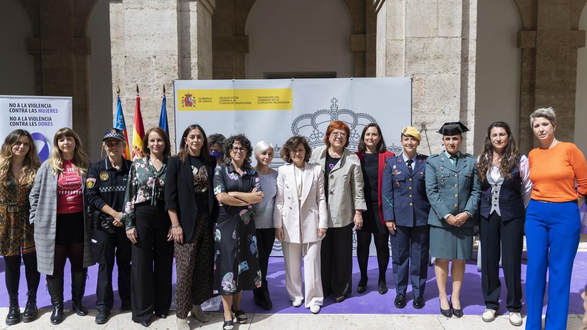 La Delegación del Gobierno reconoce la labor de un grupo de mujeres fundamentales durante la pandemia de COVID-19.