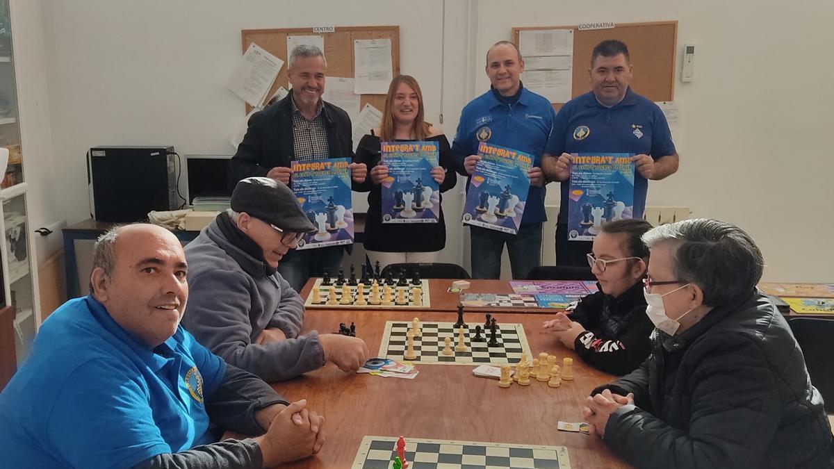 El Club de Ajedrez Silla ha puesto en marcha la III edición del Programa &quot;Integra't amb el Club d'Escacs Silla&quot; con el que ofrecen ajedrez inclusivo a personas con discapacidad.