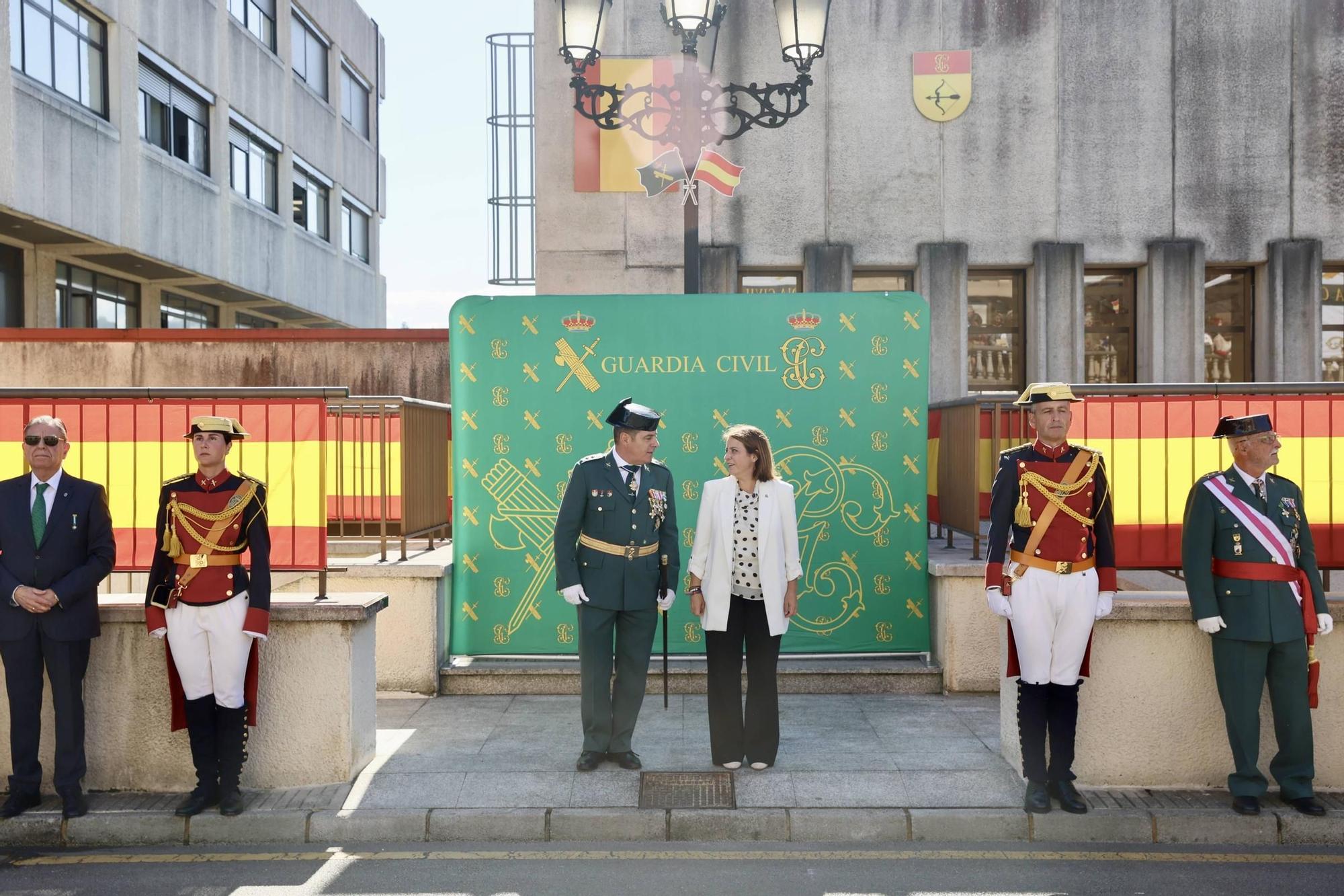 EN IMÁGENES: Desfile de la Guardia Civil en Oviedo por el día de la Hispanidad